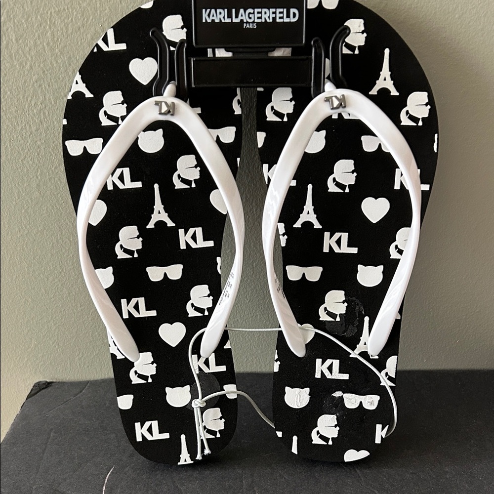 Karl Lagerfeld Monochrome Graphic Flip Flops